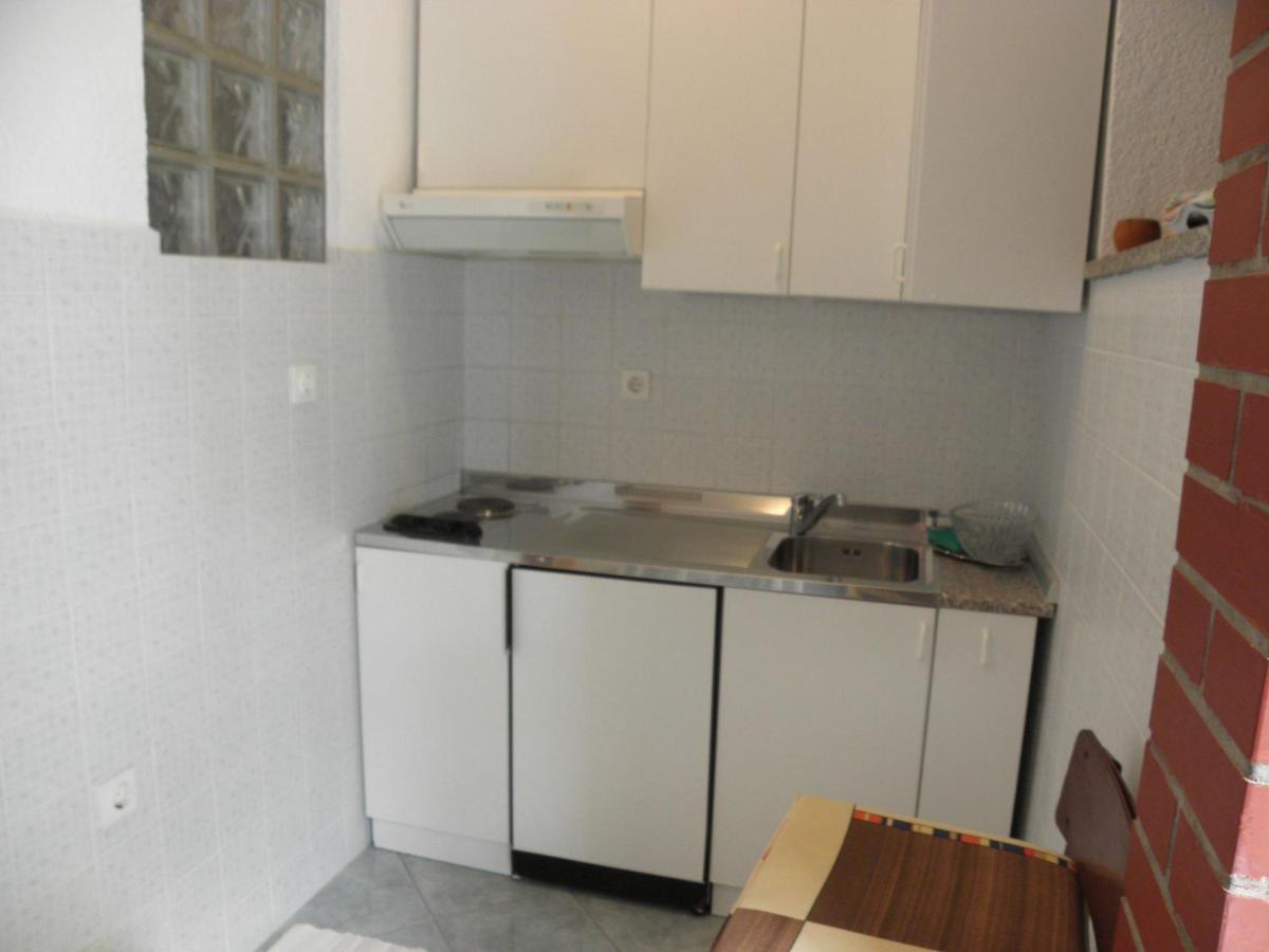 Apartments Neda - 5 M From Sea Lukovo Šugarje Eksteriør billede